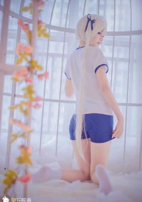 女大沙龙室_720高清在线观看