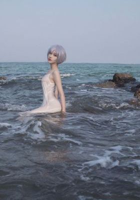 新入职的女社员_BD韩语在线观看